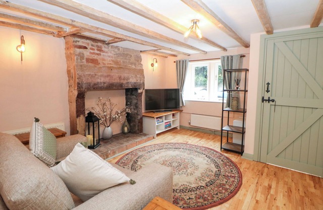 ELSIE'S ESCAPE, family friendly, with a garden in Cromford