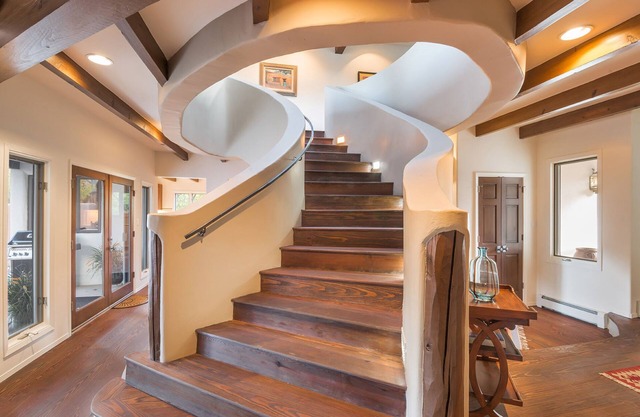 Encantada - Luxury Home, Perfect Location