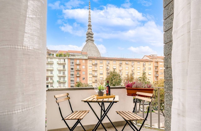 [Enchanting Mole View ] Two Suites & fast Wi-Fi