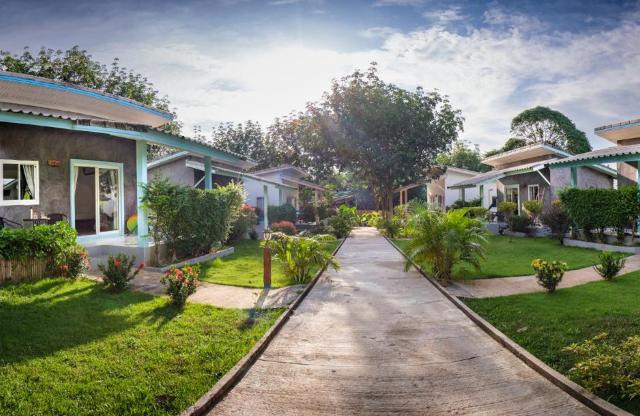 Enda Lanta Bungalows