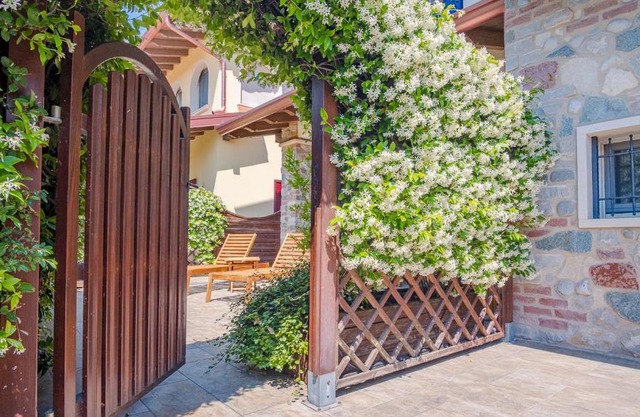 Endless Summer Sirmione - Italian Homing