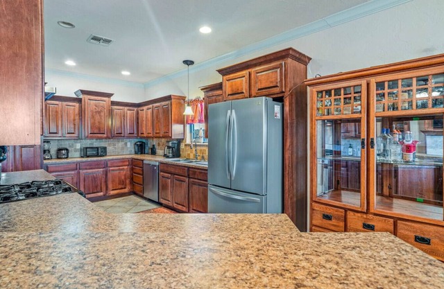 Energy Efficient Relaxing Home