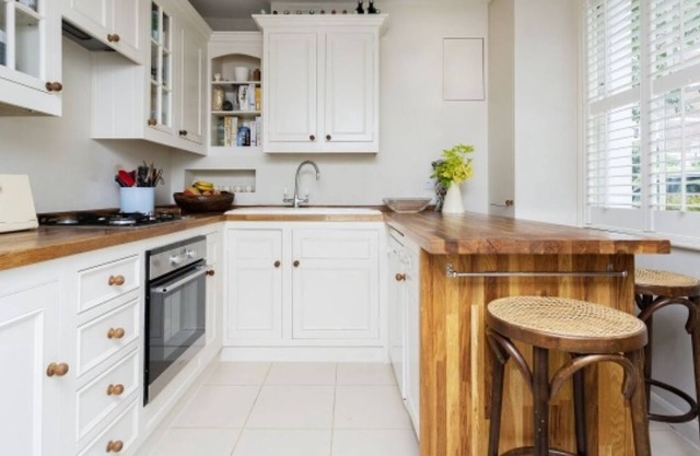 English Dream, by Veeve