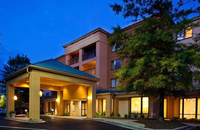 Enjoy a Hassle-Free and Suiting Stay! Pet-Friendly Property, Free Parking