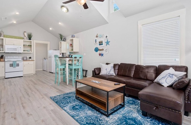 Enjoy a Sea-Esta!!!!