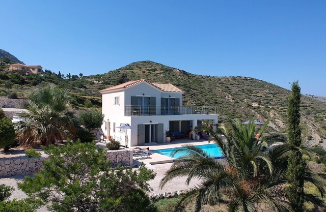 Enjoy complete privacy & peace at Villa Ambelonas & stunning infinity sea views