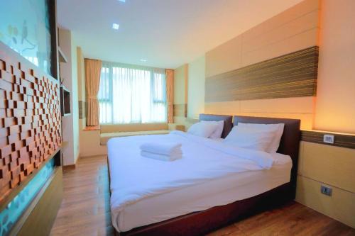 Enjoy private pool villa