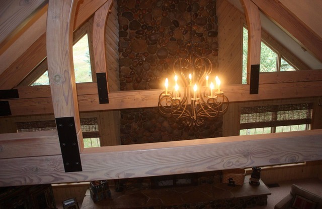 Enjoy the serenity of the mountains in this beautiful spacious luxury home!