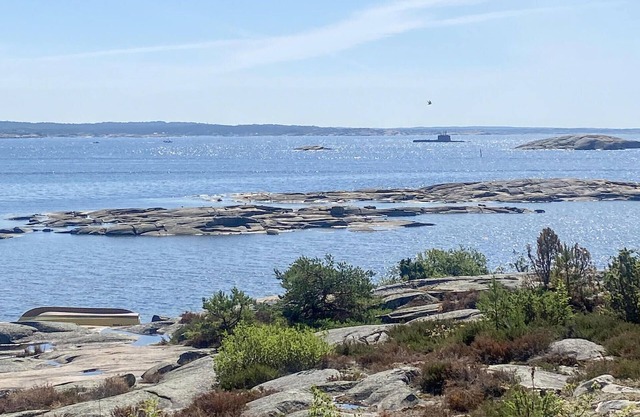Enjoy your vacation in this fantastically located vacation home by the fjord.