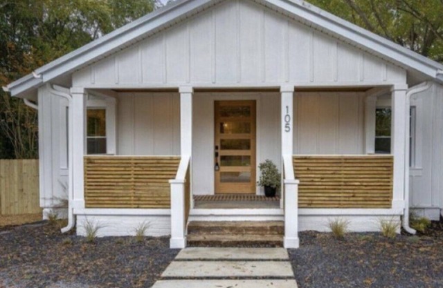 Entire Home, Dog Friendly, 5 mins from Downtown!