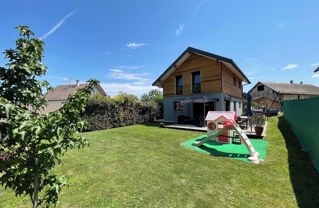 Entire house in quiet location.
