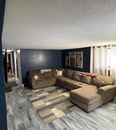 Entire level just off Interstate, free breakfast