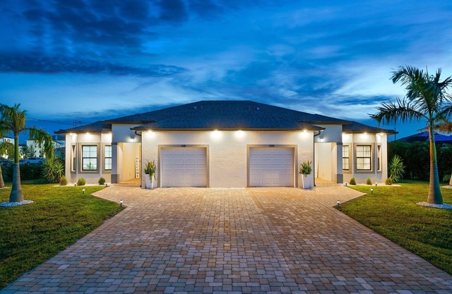 🌴🥥🍹Entire Luxury Duplex With Gulf Access Canal View Saltwater Pool🌴🥥🍹