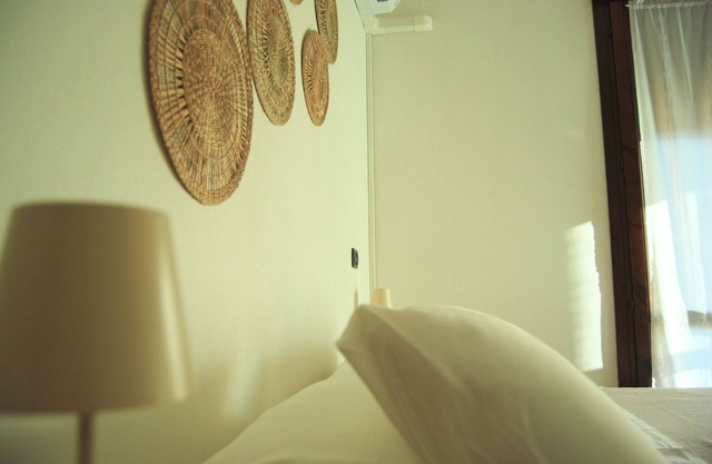 Entire northern/modern style apartment near Ferrari, Ceramics, Hospital