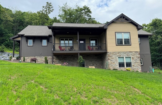 Escape to nature near beautiful Raystown Lake