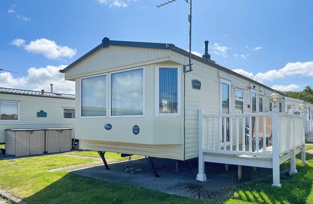 Escape to the coast with Cozee Stays; your perfect holiday caravan in Rhyl.