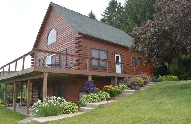 Escape to The Pines, the perfect destination for romance, seclusion & relaxation