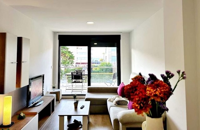 Estupendo apartamento nuevo, con terraza en Baiona