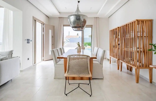 Etherealvilla Family villa with pool for 6 persons