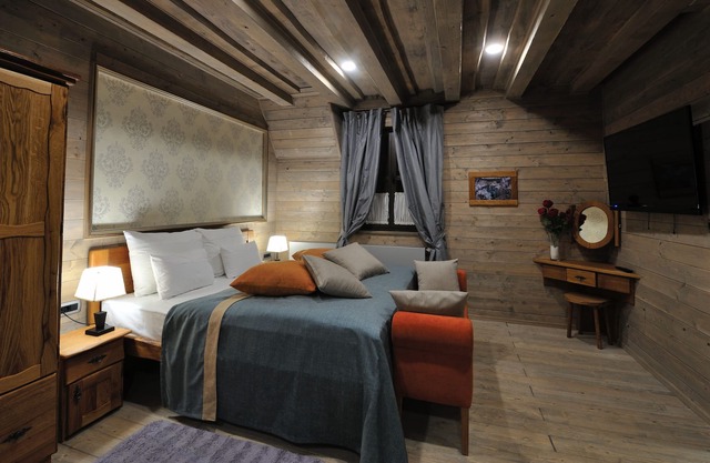 Ethno Houses Plitvica Selo