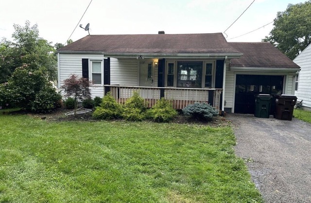 Evan's Cozy Getaway Home in Ohio's Playground