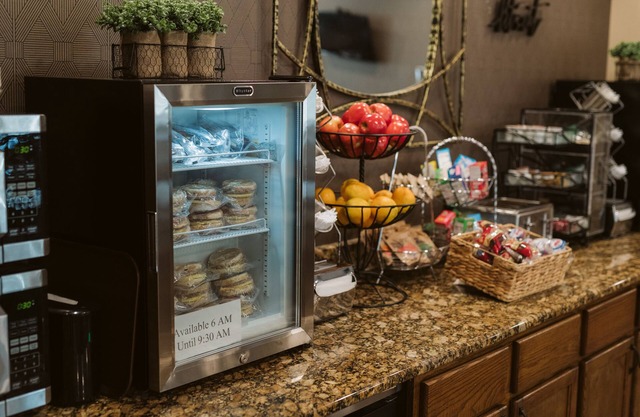 EverSpring Suites