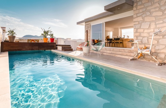 Exceptional Villa – Les Pieds dans l’Eau in Saint-Mandrier-sur-Mer