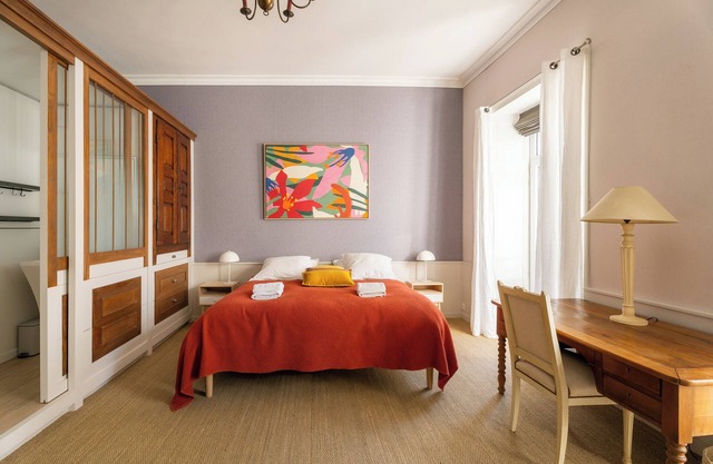 Exceptional apartment on the port of Vannes - private parking included - 8 p