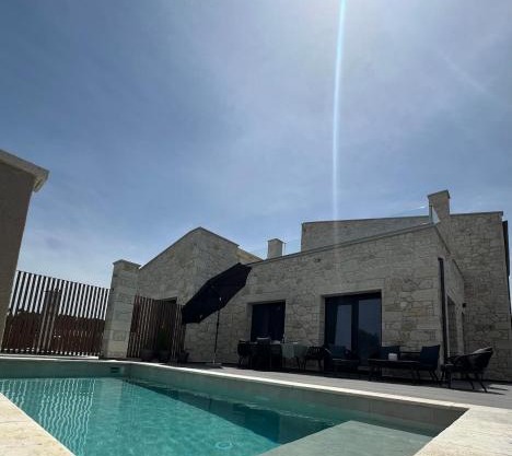 Exclusive new villa with private pool - 4BR