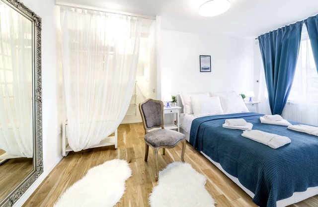 Exclusive, spacious and central!