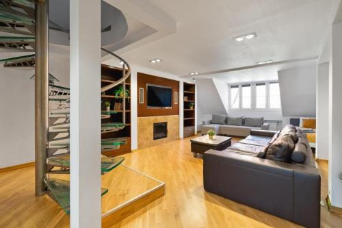 Exclusive & Stylish 3-Level Apartment in Warsaw Old Town - 150 m