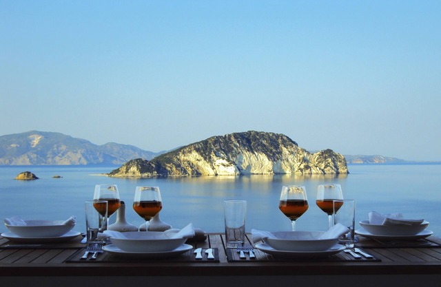 Exensian Villas & Suites