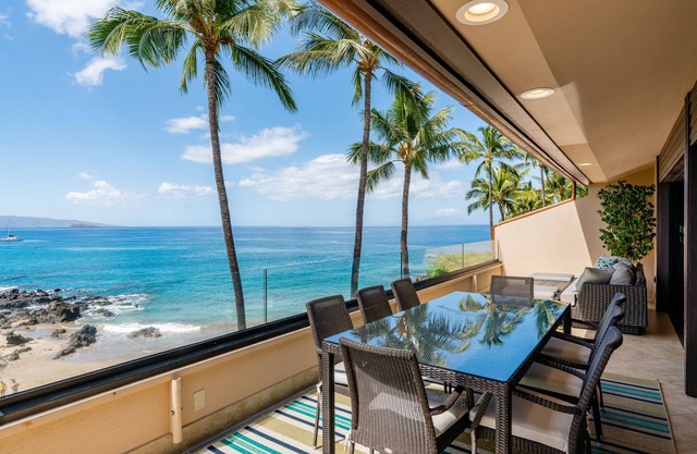 Expansive One-of-a-Kind Retreat - 3 Oceanview Lanais - Makena Surf G 301-302