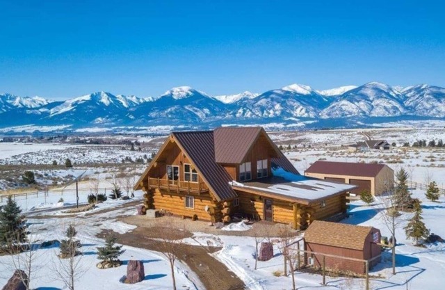 Expansive Views of Bitterroot Mountains from Beautiful Log Home
