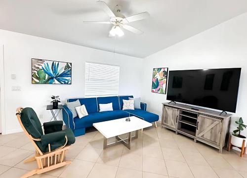 Experience Fun Starts Here w Pool & Wifi