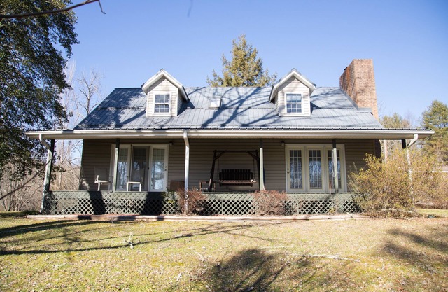 Experience Pisgah Forest charm near Dupont State and Pisgah National Forests