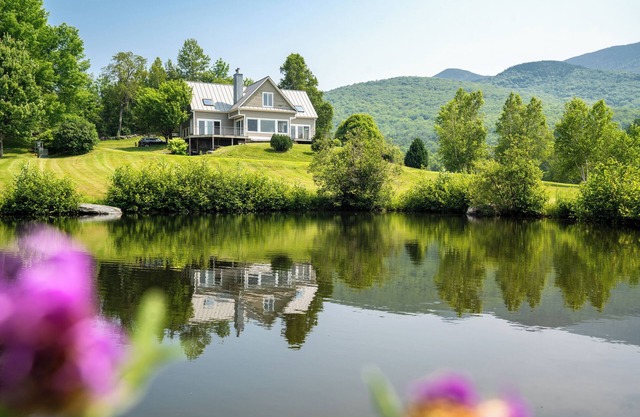 Experience Vermont in a Breathtaking Setting
