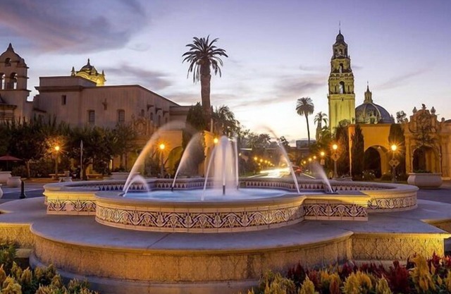 Explore Harbor Island! 2 Family-friendly Units w/ Free Breakfast, Great Location