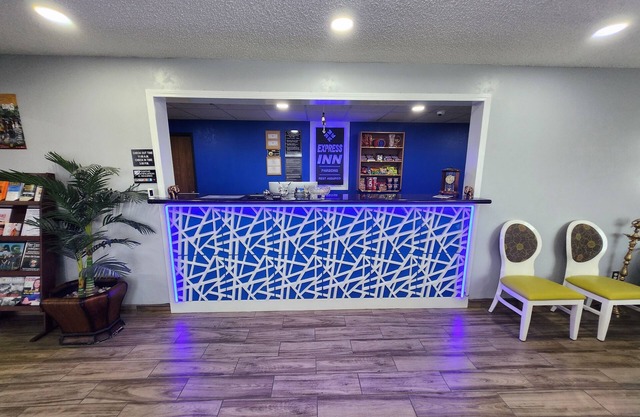 Express Inn Parsons