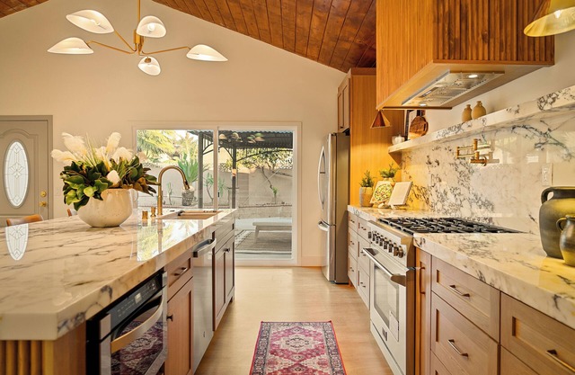 Exquisite and Outstanding Home Close to DisneyLand