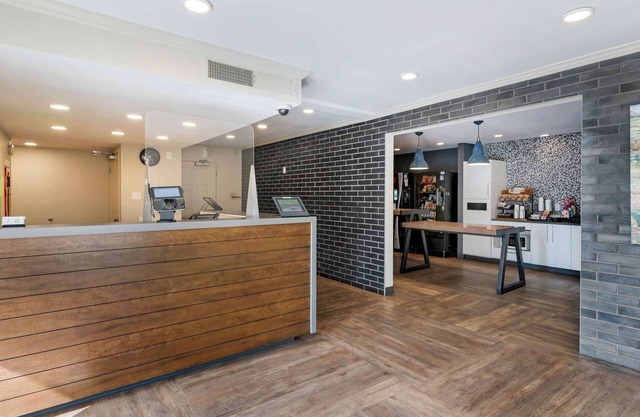 Extended Stay America Suites San Francisco San Mateo SFO