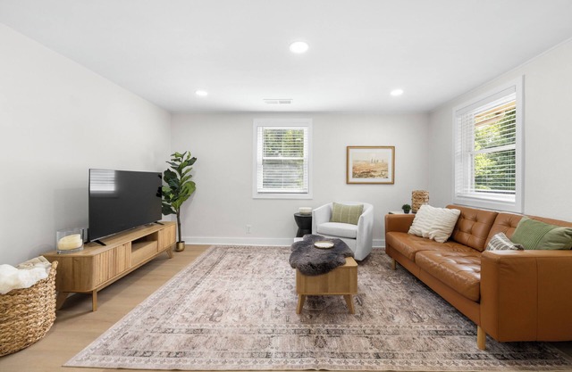 Extended stay apartment near Canton St. Roswell