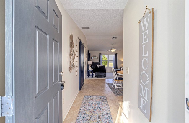 Fabulous Rental close to restaurants, shopping, and activities!