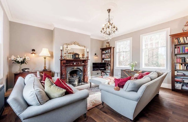 Fabulous Solihull Luxury Designer Apartment 3BR