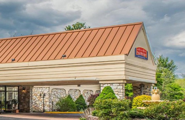FairBridge Inn & Suites Poconos