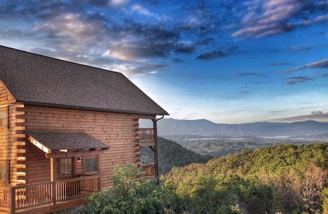 Fall openings and Thanksgiving! Majestic MTN views! 2BR2BA min to PWY HT GM RM