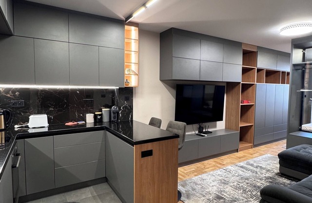 Family and Business apartment. Free street parking.