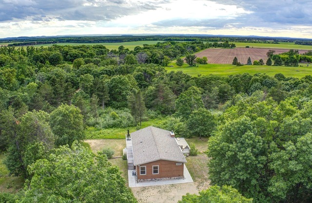 Family Cabin Escape with Games Near the Dells