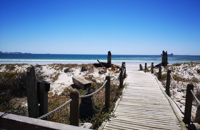 Family Cape Town Beachfront Apartment