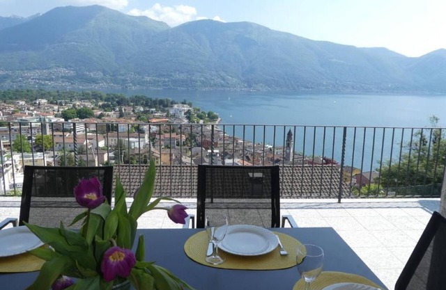 Family flat B, spacious with lake view